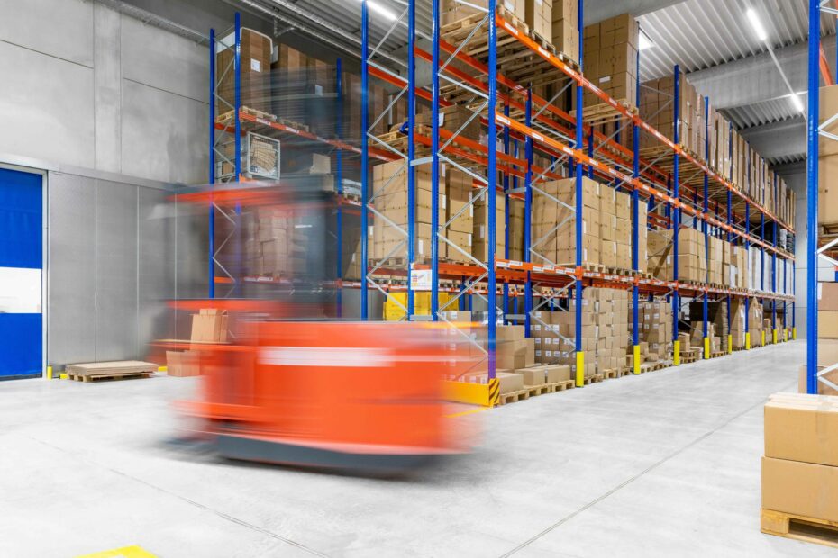 Zur zukunftsorientierten Logistik gehören auch digitalisierte 
Zentrallager, so wie hier bei P.A.C. in Schweinfurt.