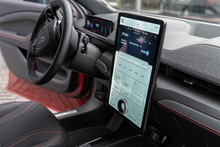 The HMI systems and e-mobility components developed by Preh in Bad Neustadt/Saale are installed in numerous cars around the world, such as this touchscreen in the current Ford Mustang Mach-E